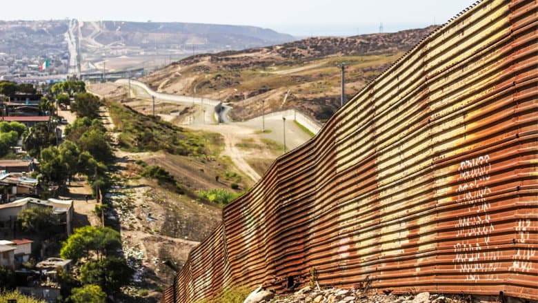 Ser Fronterizo: Crónicas de las Asimetrías Globales